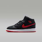 NIKE公式】エア ジョーダン 1 MID ジュニアシューズ.オンラインストア